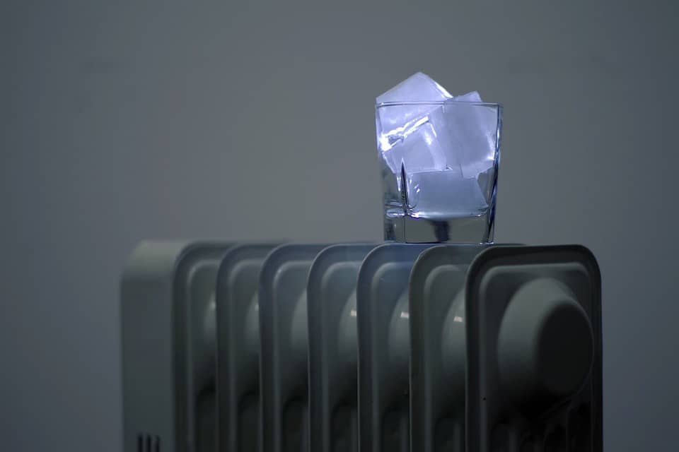water heater with ice